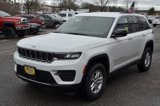 New 2025 Jeep Grand Cherokee Laredo image 4