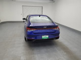 Used 2023 Hyundai Elantra SEL w/ Convenience Package image 6