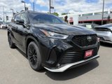 New 2025 Toyota Highlander XSE image 2