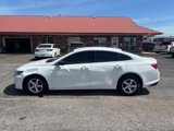 Used 2018 Chevrolet Malibu LS image 2