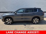 New 2025 Mitsubishi Outlander SE image 6