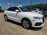 Used 2018 Audi Q3 2.0T Premium w/ Convenience Package image 3