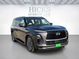 New 2025 INFINITI QX80 Luxe image 3