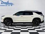 New 2025 Chevrolet Traverse LT image 2