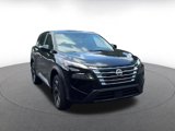 Used 2024 Nissan Rogue SV image 3