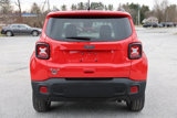 Used 2023 Jeep Renegade Latitude w/ Premium Group image 4