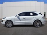 Certified 2023 Porsche Cayenne Turbo image 2
