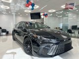 Used 2025 Toyota Camry SE image 3