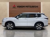 New 2025 Mitsubishi Outlander SE image 2