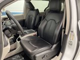 Used 2023 Chrysler Pacifica Touring-L image 4