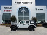 Used 2024 Jeep Wrangler Willys image 2