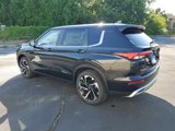 New 2024 Mitsubishi Outlander SE image 3
