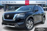 New 2025 Nissan Pathfinder SL image 2