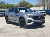 New 2025 Volkswagen Atlas Cross Sport SEL R-Line image 2