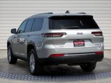 Used 2023 Jeep Grand Cherokee L Laredo image 5