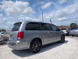 Used 2016 Dodge Grand Caravan SE image 5