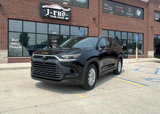 Used 2024 Toyota Grand Highlander AWD image 2