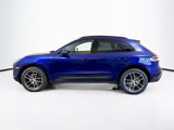 Certified 2024 Porsche Macan image 2