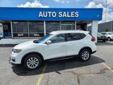 Used 2020 Nissan Rogue SV image 2