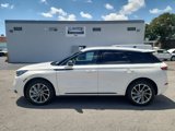 Used 2022 Lincoln Corsair Grand Touring image 2