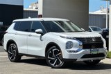 New 2025 Mitsubishi Outlander SE image 3