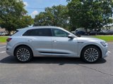Used 2019 Audi e-tron Prestige w/ Prestige Package image 3