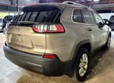 Used 2019 Jeep Cherokee Latitude w/ Popular Appearance Group image 6