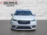 Used 2021 Chrysler Pacifica Limited image 2