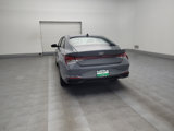 Used 2022 Hyundai Elantra SEL w/ Convenience Package image 6