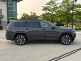 New 2025 Jeep Grand Cherokee L Overland image 4