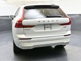 Certified 2022 Volvo XC60 B5 Momentum w/ Climate Package image 4