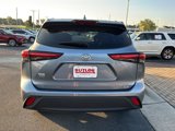 Used 2023 Toyota Highlander XLE image 4