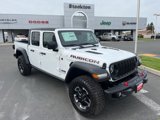 New 2025 Jeep Gladiator Rubicon w/ Convenience Group image 2