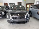 New 2025 Mitsubishi Outlander SEL image 2
