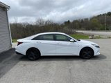 Used 2022 Hyundai Elantra SEL image 6