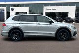 Used 2023 Volkswagen Tiguan SE R-Line image 3