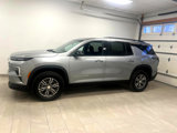 New 2025 Chevrolet Traverse LT image 2