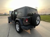 Used 2018 Jeep Wrangler Unlimited Sport S image 4