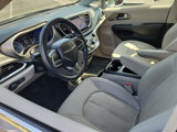 Certified 2021 Chrysler Pacifica Touring-L image 3