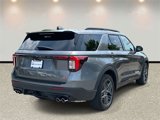 Used 2025 Ford Explorer ST image 5