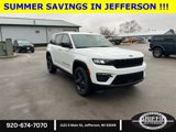 New 2025 Jeep Grand Cherokee Limited w/ Luxury Tech Group II image 3