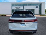 New 2025 Volkswagen Atlas SE image 5