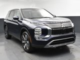 New 2025 Mitsubishi Outlander SE image 2