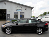 Used 2019 Ford Fusion SE image 2