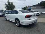 Used 2019 Volkswagen Passat 2.0T Wolfsburg image 4
