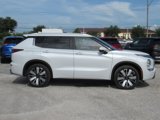 New 2025 Mitsubishi Outlander SEL image 2