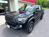 Used 2020 Toyota Tacoma TRD Off-Road image 2