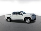 Used 2024 Nissan Frontier SV image 2
