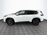 Used 2025 Nissan Rogue SV image 5