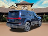Used 2025 Lexus GX 550 w/ Accessory Package (2T) image 2